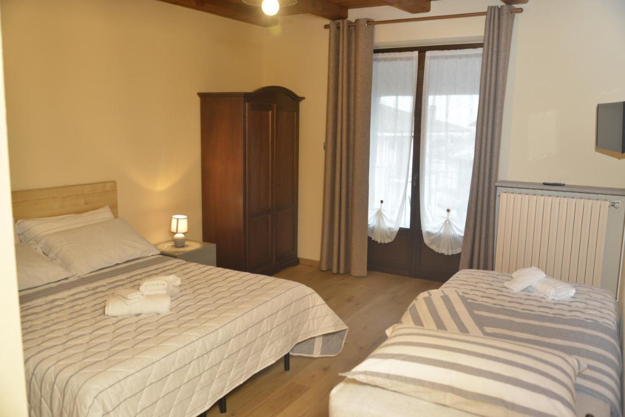 Agriturismo Ai Pruesot Bagnolo Piemonte Exterior foto