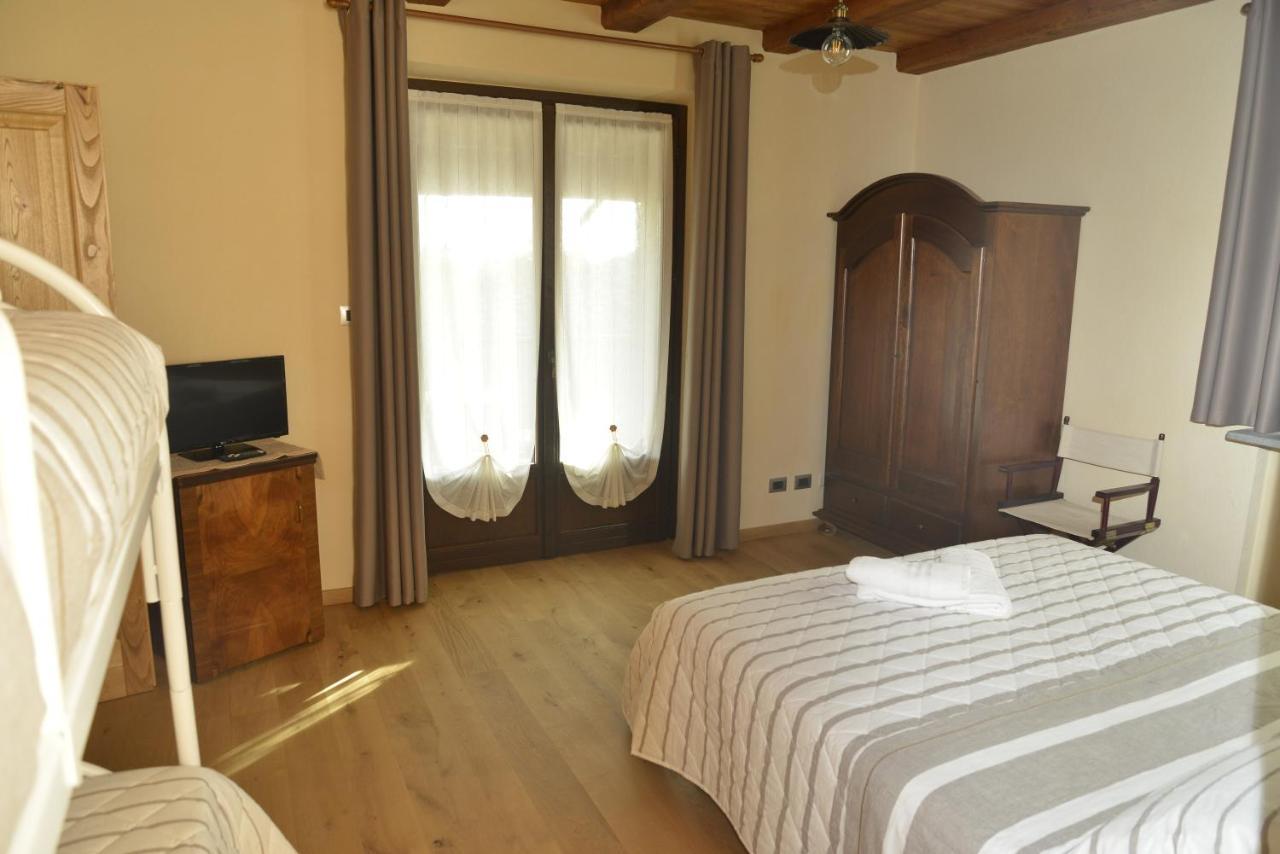 Agriturismo Ai Pruesot Bagnolo Piemonte Exterior foto