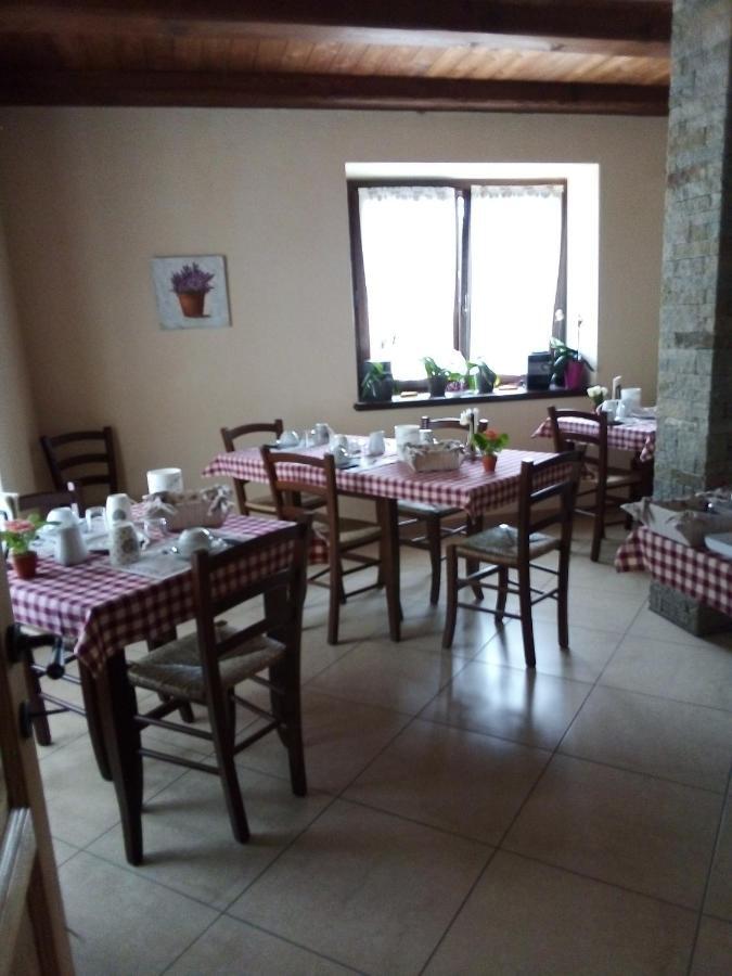 Agriturismo Ai Pruesot Bagnolo Piemonte Exterior foto